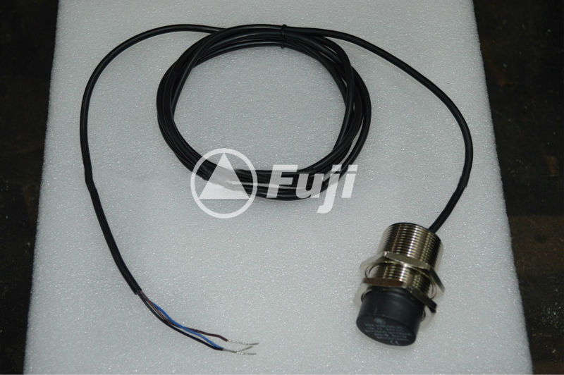 XS230BLNAL2C Approach switch for escalator step escalator electric spare part