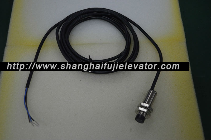 XS212BLNAL2C Approach switch for escalator handrail escalator electric spare part